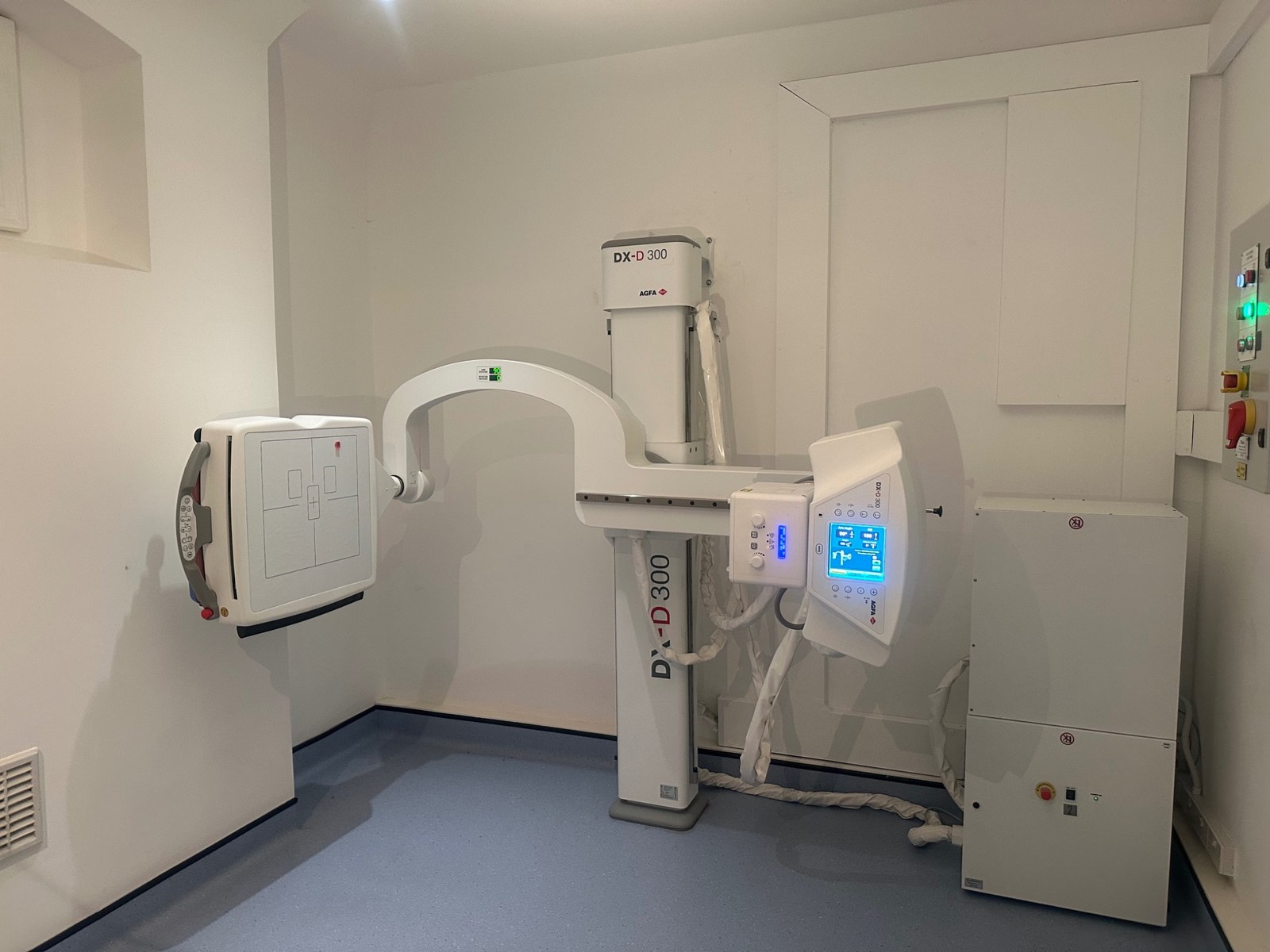 Modern digital X-ray facility at Knightsbridge Doctors